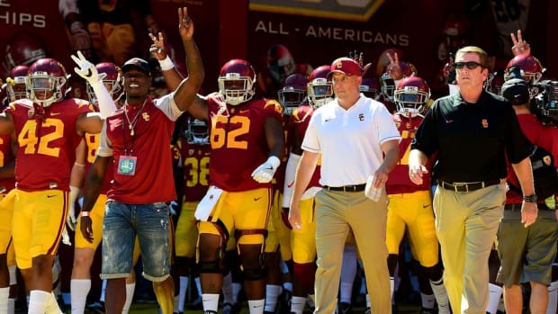 Do the simple things better: USC's Clay Helton preaches incremental improvement at an impatient program